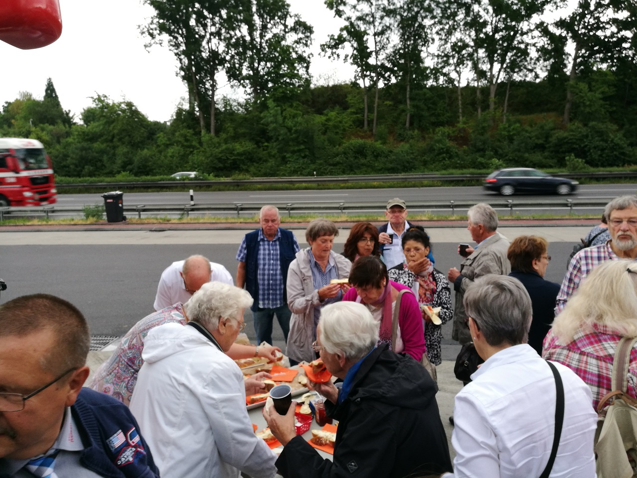 2017 06 28 Kaffeepause mit Hefezopf